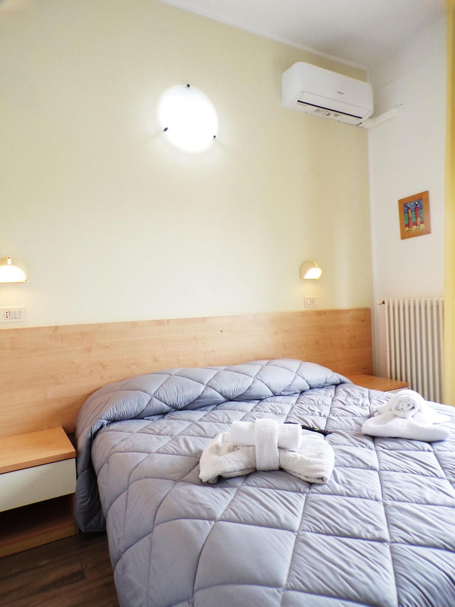 Hotel Frida Rimini Exteriör bild